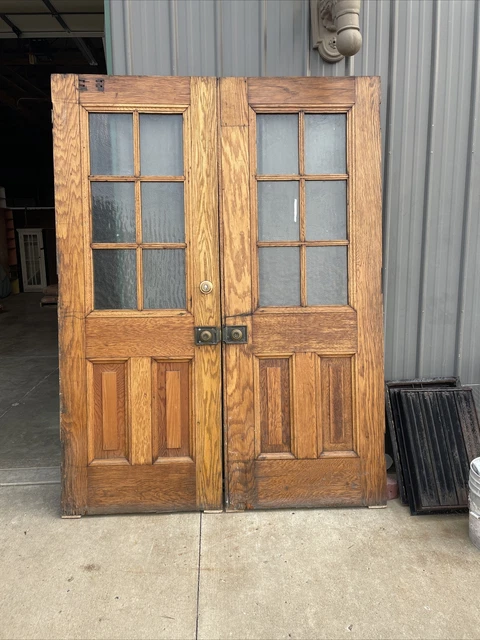 AN647 pair antique oak French doors 66 x 87.5 x 1.75