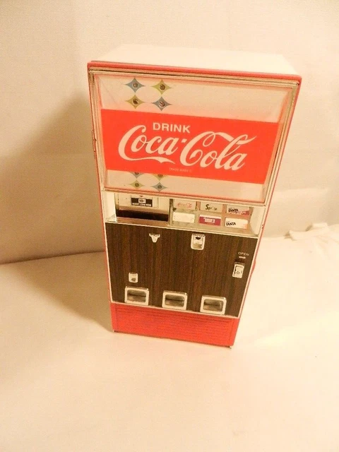 Coca Cola Vintage Drink Machine Takes .10 & .25