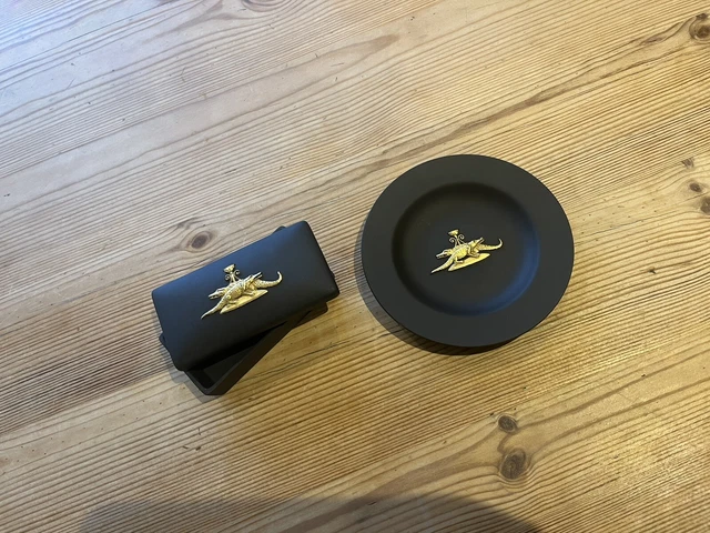 Wedgwood ägyptisches Set schwarz & gold