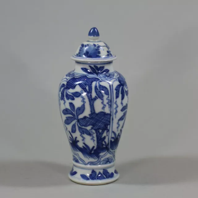 Antique Chinese small blue and white baluster vase, Kangxi (1662-1722)