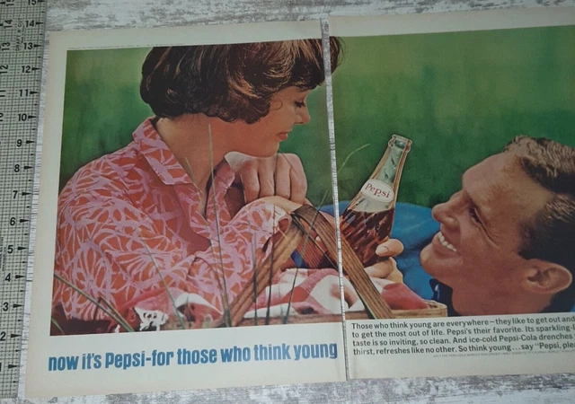 1964 Pepsi Vintage Print Ad Cola Soda Pop Man Woman Young Picnic Basket Smiles