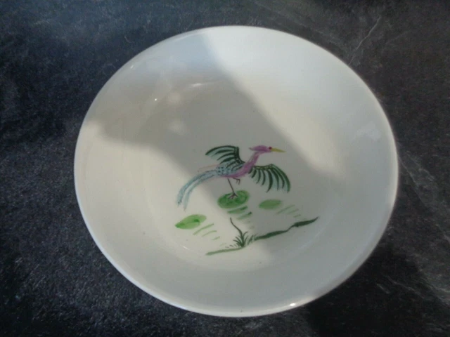 très ancienne Assiette a soupe plate en céramique signature "GL"