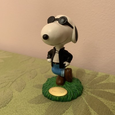snoopy joe cool figurine