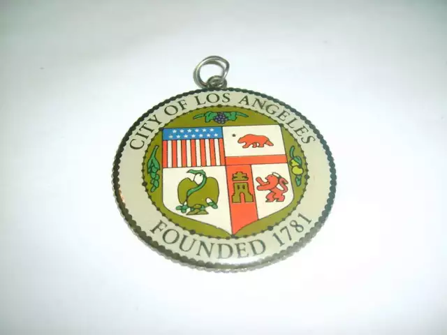 Medalie Metall 4,5 cm Durchmesser mit Wappen und Aufschrift FOUNDED 1781