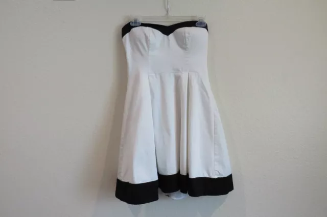 Bebe White and Black Strapless Dress SZ small