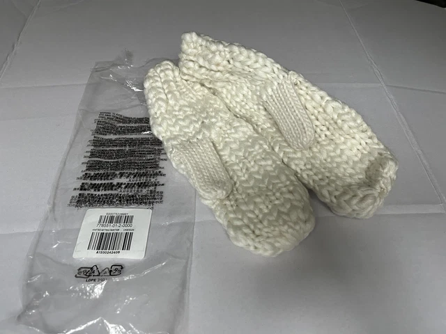 Gap Women’s Cable Knit Winter Mittens Gloves One Size NWT