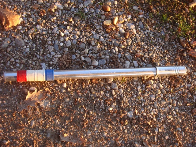 Ancienne pompe vélo aluminium TORNADE SOLIBLOC bleu blanc rouge vintage pump | eBay Ancienne pompe vélo aluminium TORNADE SOLIBLOC bleu blanc rouge vintage pump | eBay