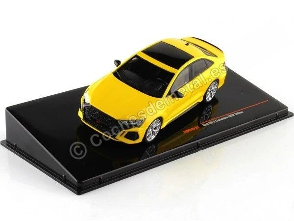 Audi Rs3 Limousine 2022 Red  Ixo pour Mcg  1:18 Model Ixo Model