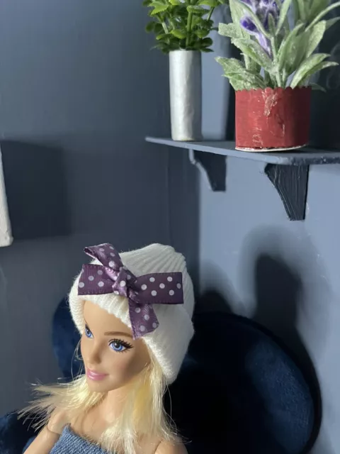 Barbie/Sindy Doll Beenie/ Hats/clothes . BN