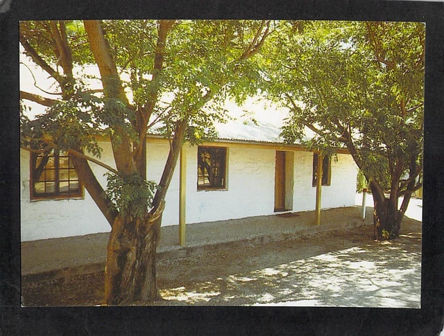 B9313 Australia SA Burra Paxton Square Miners Cottages postcard