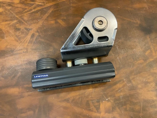 Lewmar Genoa Slide Car size 3 T-track 32mm w/ spring stop 70mm sheave L 5 1/8"