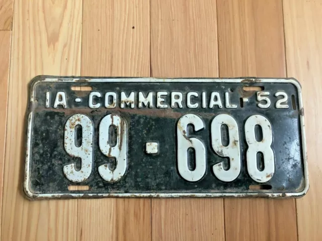 1952 Iowa Commercial License Plate