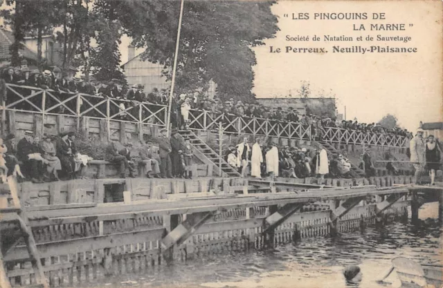 Cpa 94 Le Perreux / Neuilly Plaisance / Les Pingouins De La Marne Societe De Nat