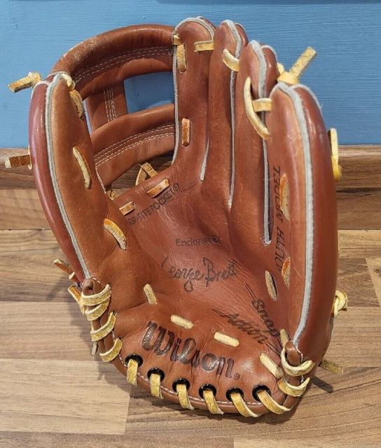 Vintage Wilson A2295 Baseball Glove George Brett Youth Model