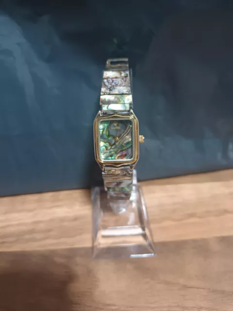 LADIES TEENS 80S Gemtime Quartz Abalone Shell Iridescent Stretch