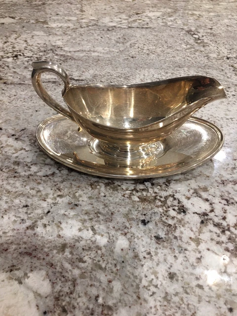 Vintage GORHAM Silver ~ Gravy Boat Silverplate  Acanthus Handle