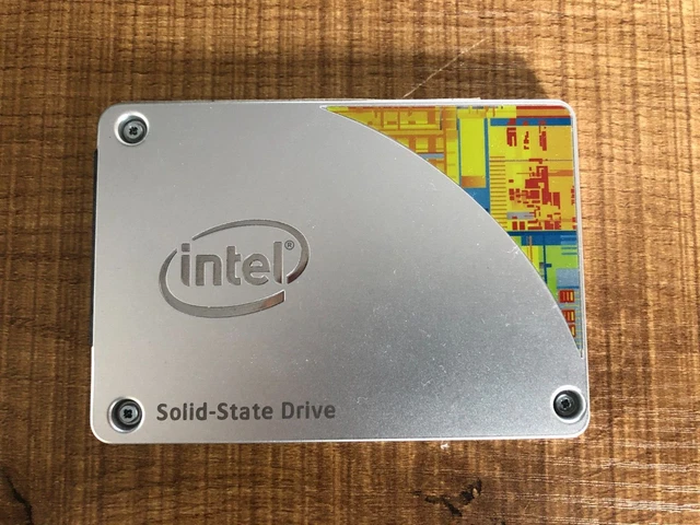 UNITÀ DI MEMORIA a stato solido Intel 120 GB 2,5