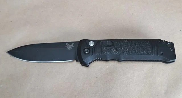 Benchmade Pocket Knife 550-S30V 4-3/8" Closed, 7-7/8" Open
