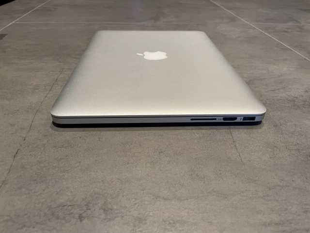 Apple MacBook Pro 13 - 2014 - 2.6 GHz Intel Core i5 - 16GB RAM - 256 GB Harddisk 9