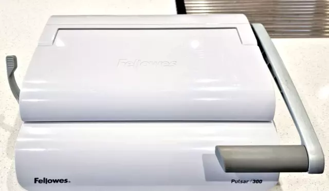 Fellowes Pulsar 300 Office Combo Binder