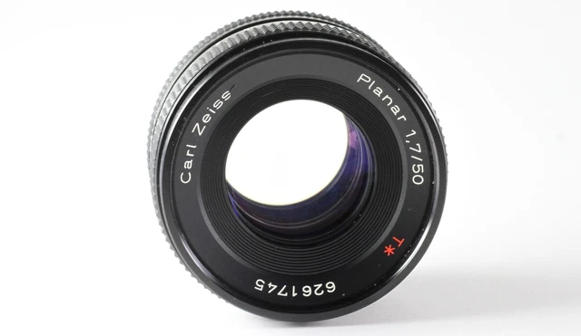 Objektiv Carl Zeiss Planar 50mm 50 mm T* 1.7 - Contax Yashica 2