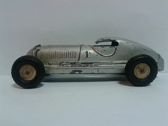 File:Auto-Union-Rennwagen - Racing Car, Märklin 5521-2 (MarklinCat 1939