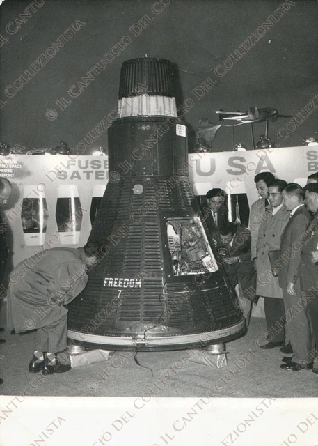 PARIGI Salone internazionale aeronautica Cabina Freedom 7 Shepard Fotografia