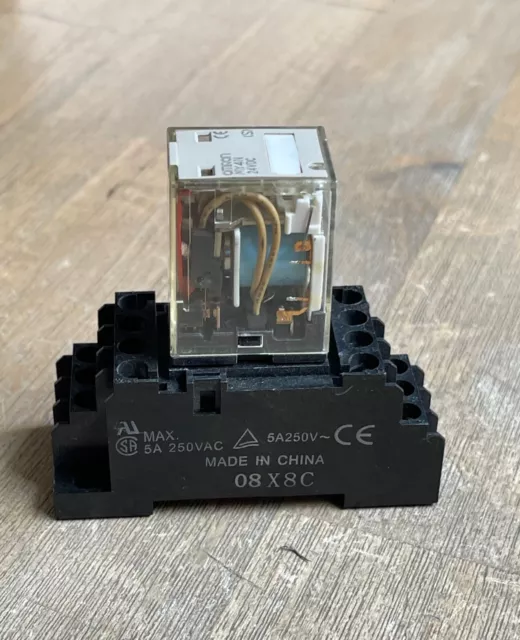 OMRON MY4N RELAY 24Vdc 14 Pin With Omron Pyf14AE Socket Base 15.00