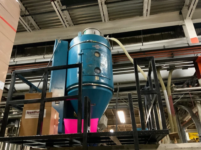 Novatec Desiccant Dryer - 600 lb. Hopper - Model N-120