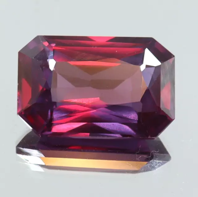 Natural Unheated Purple Sapphire 19.25 Ct Certified Emerald Cut Loose Gemstone