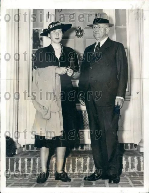 1938 Wire Photo FDR's US Secretary of Interior Harold Ickes With Wife Jane