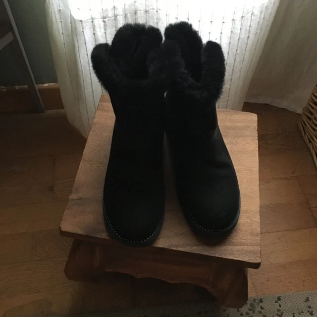 Boots/ bottines fourrées  d  hiver T41