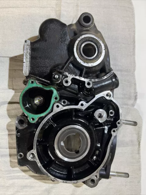 1999 ktm 640 lc4 right engine case crankcase