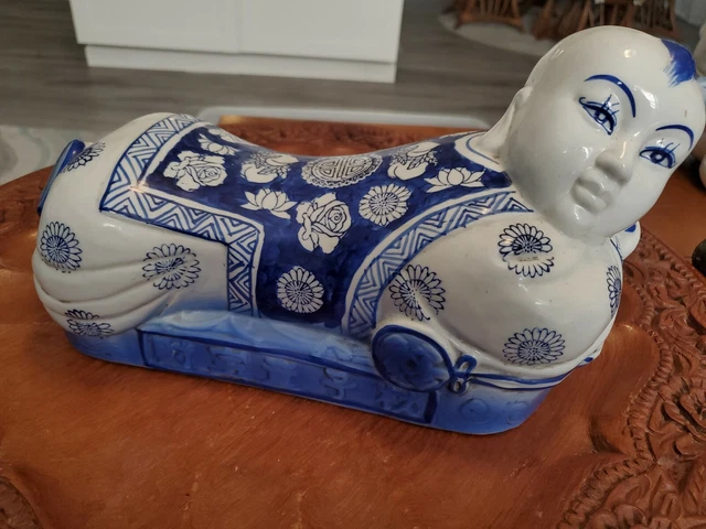 Vintage Chinese Longqing Porcelain  Hand Painted Geisha Headrest Opium Pillow