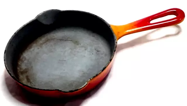 2 - 8 in and 10.5in Cast Iron Skillet Smooth Bottom Sits Flat MadeinTaiwan