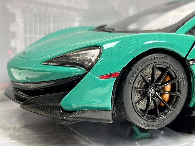 Mclaren 600LT Coupe 2018 Vert 1:18 Echelle Solido 1804504 4