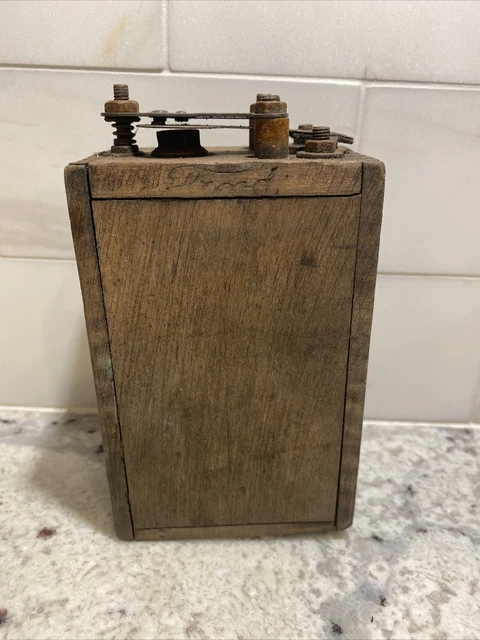 Antique Ford Model T A Ignition Buzz Coil Battery Wood Wooden Box NICE