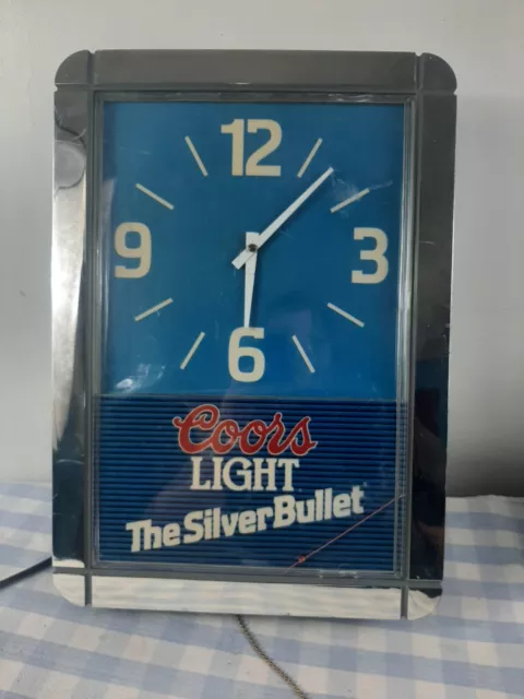 Vintage Working Coors Light Chrome Silver Bullet Clock Bar Man Cave Tavern