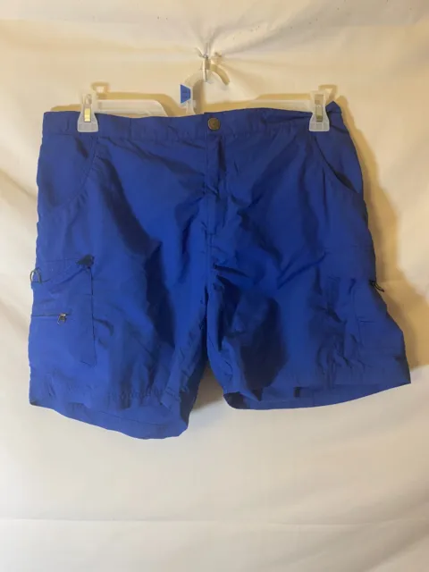 White Sierra womens Shorts Size XL blue cargo style