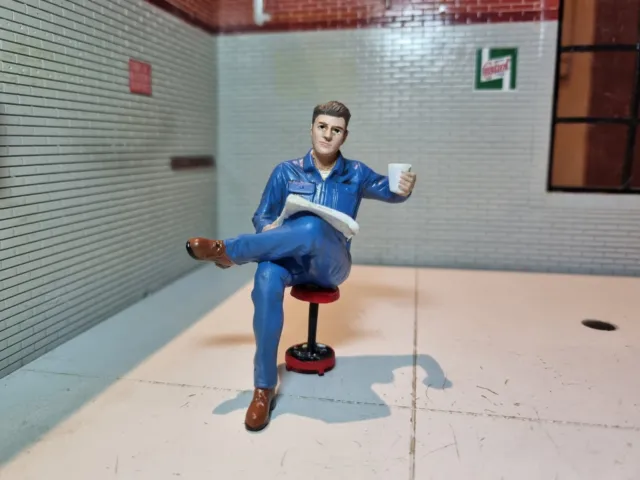 Figure Man Mechanic Seated Garage Dealership Coffee Painted Diorama 1:18 Model