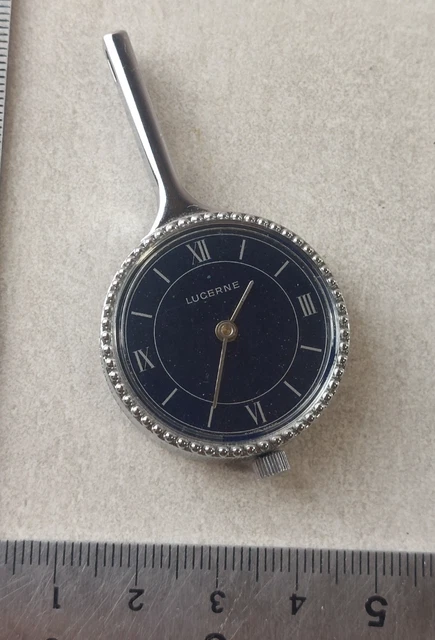 Montre De Poche (gousset) Ancienne En Argent Ciselée Avec Chaîne - Début 1900, à Réviser, Bon état