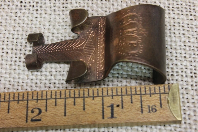 2 Picture Molding Rail Hooks Painting Hangers copper old Victorian vintage 5