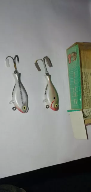 https://www.picclickimg.com/bxUAAOSwV0JgrvV2/Vintage-Fishing-Lures-Heddon-Top-Sonic-Shad-Barfish.webp