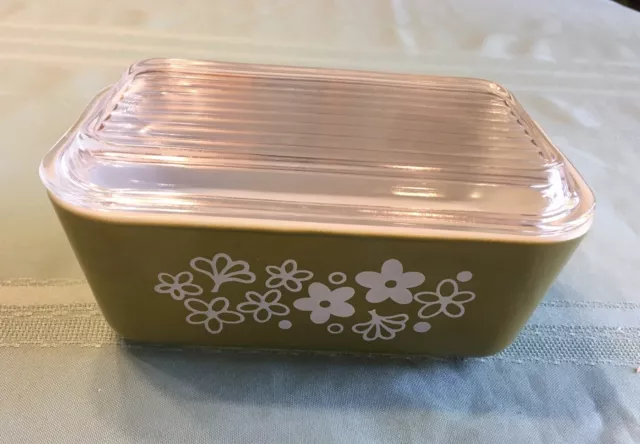 Vintage Pyrex Refrigerator Dish Spring Blossom / Crazy Daisy 1 -1/2 Pint w/Lid