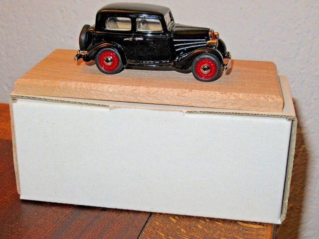 Fiat 1500 6 Cylindres 1935 – BEST MODELS 1/43, Métal, édition Salon Turin