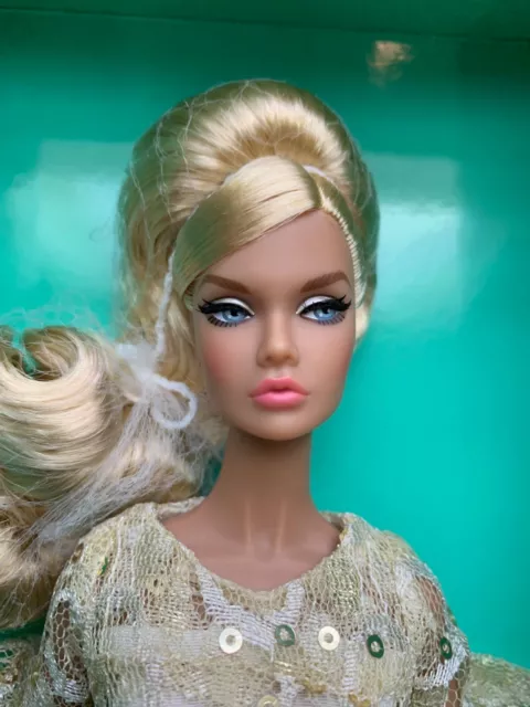 INTEGRITY FASHION ROYALTY Golden Glow Poppy Parker Dressed Doll