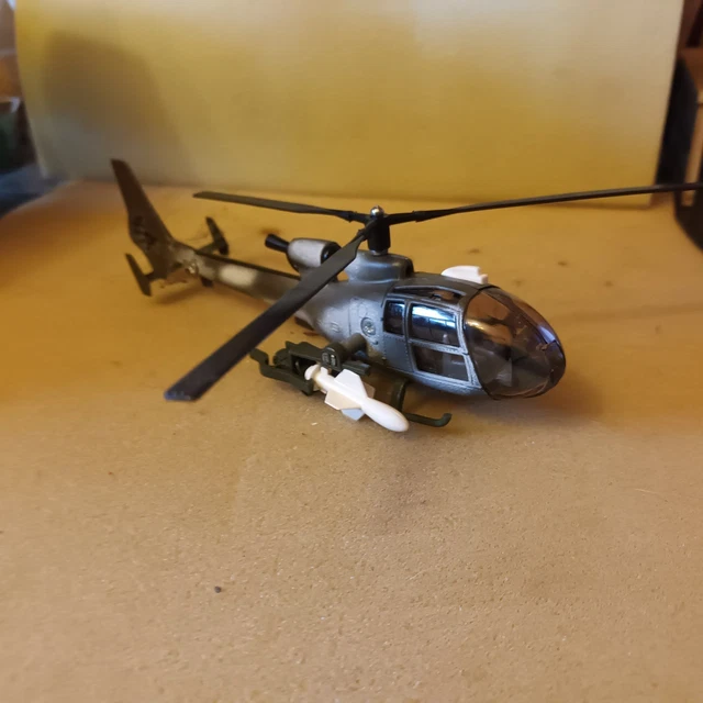 SOLIDO: VOITURE, POMPIERS, hélicoptère Alouette III. Manques. 1/50? EUR
