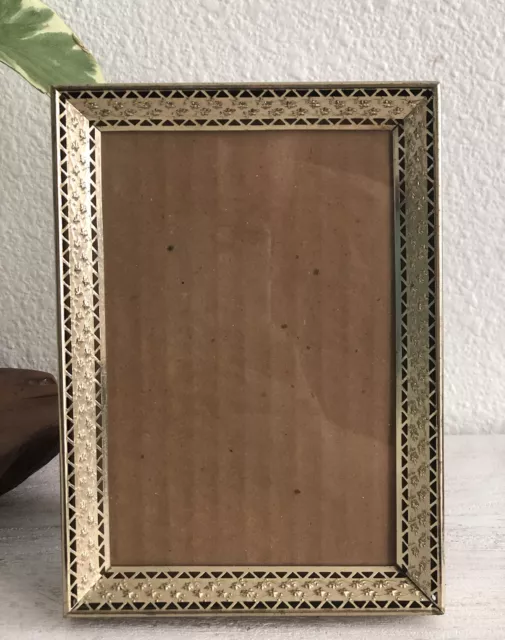 Vintage Gold Metal Picture Frame Glass Easel Style Triangle & Floral 5x7”