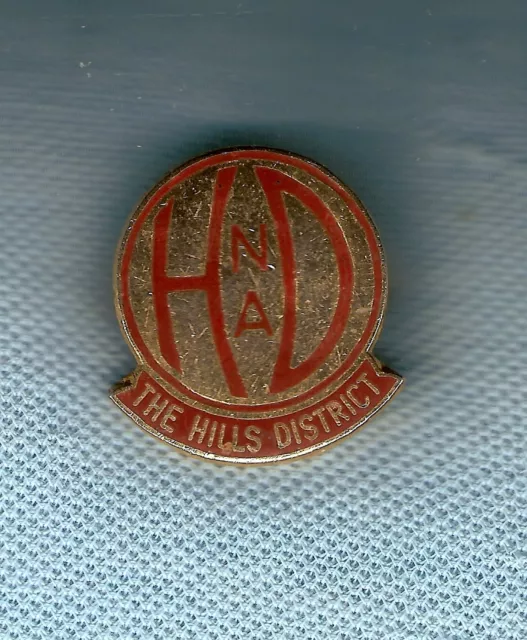 #D184.  The Hills District  Netball Association  Lapel  Badge