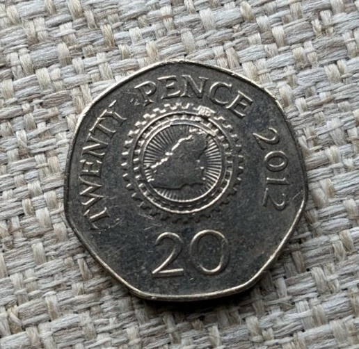 2012 MAP OF GUERNSEY 20p USED CIRCULATED COIN SCARCE Queen Elizabeth 2012-map-of-guernsey-20p-used-circulated-coin-scarce-queen-elizabeth